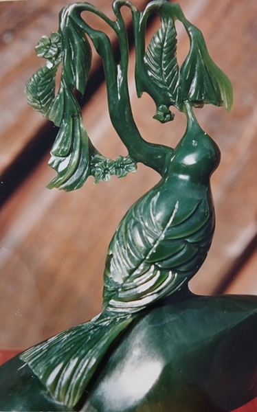 New Zealand Tui bird hand carved